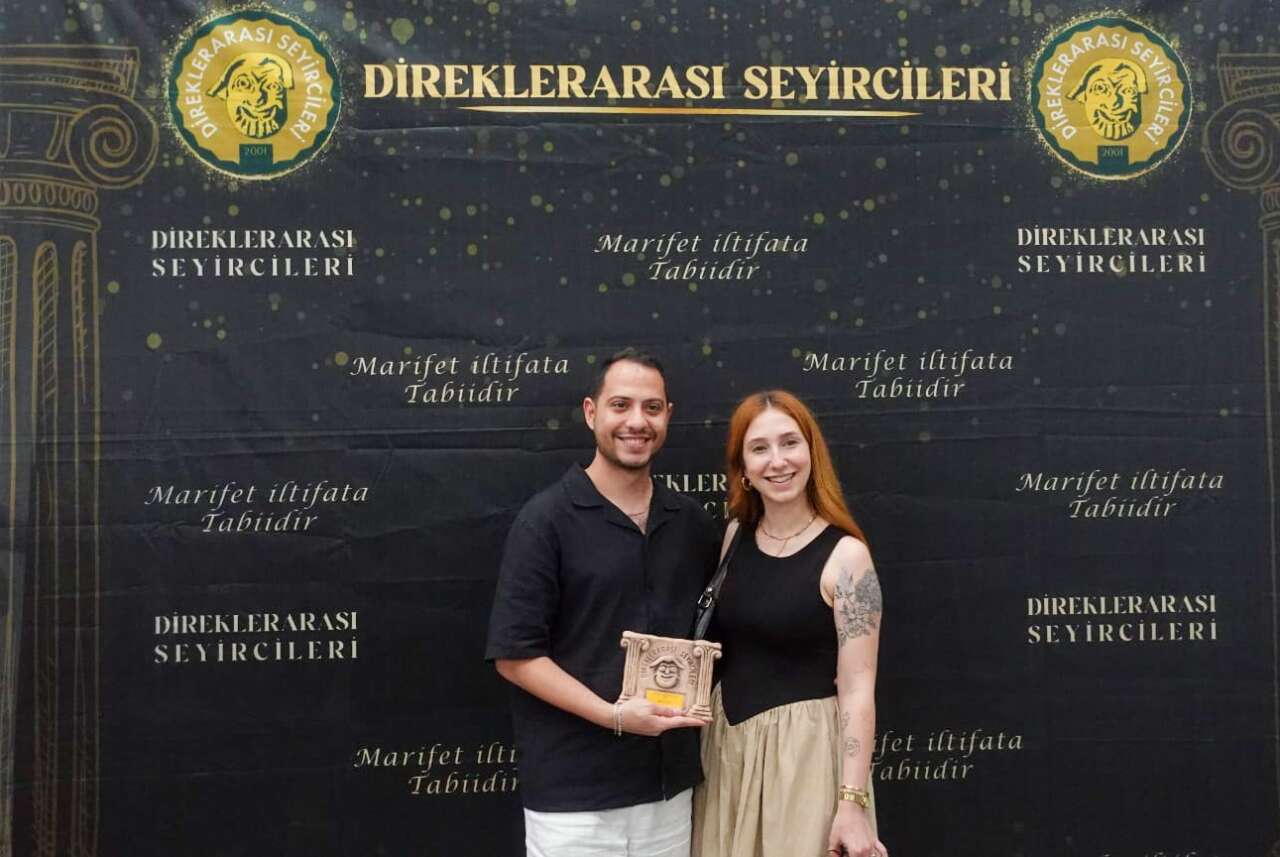 Menteşe Belediye Tiyatrosu Seyircinin Oylarıyla Ödüle Layık Görüldü 6